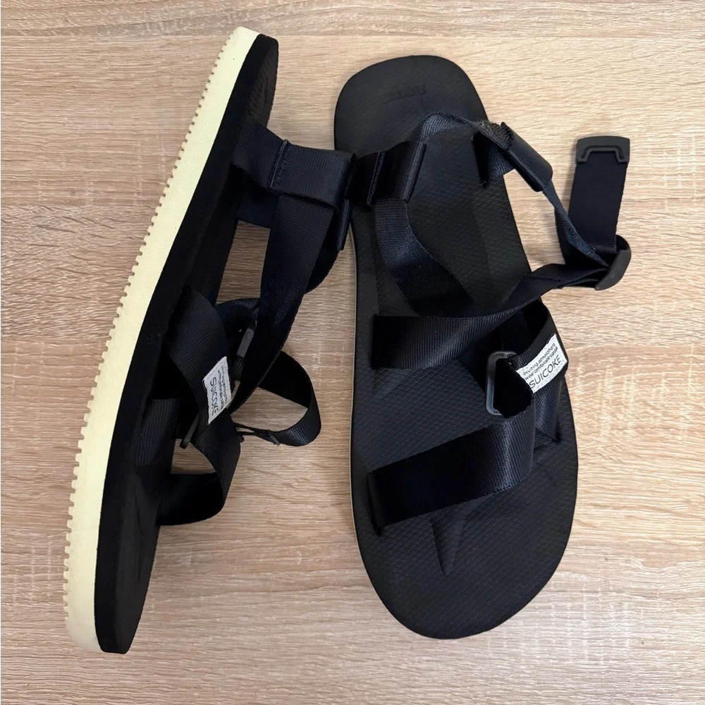 Suicoke Sandals  Black Nylon Strappy Sandals‎ Vibram Soles Men’s Size 10